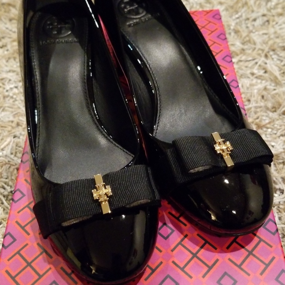 Brand new Tory Burch pump